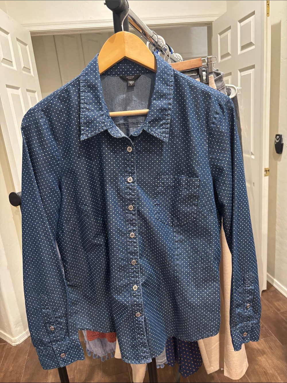 Guess Navy Dot-Print Button-Up Shirt Size L